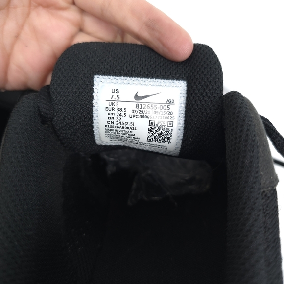 Women’s Nike Tanjun- Black with Gold Check - Picture 4 of 7